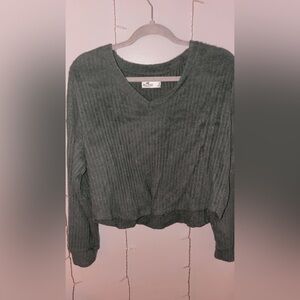 hollister sweater